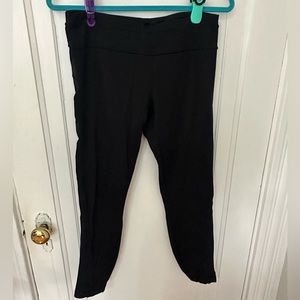 Black lululemon leggings